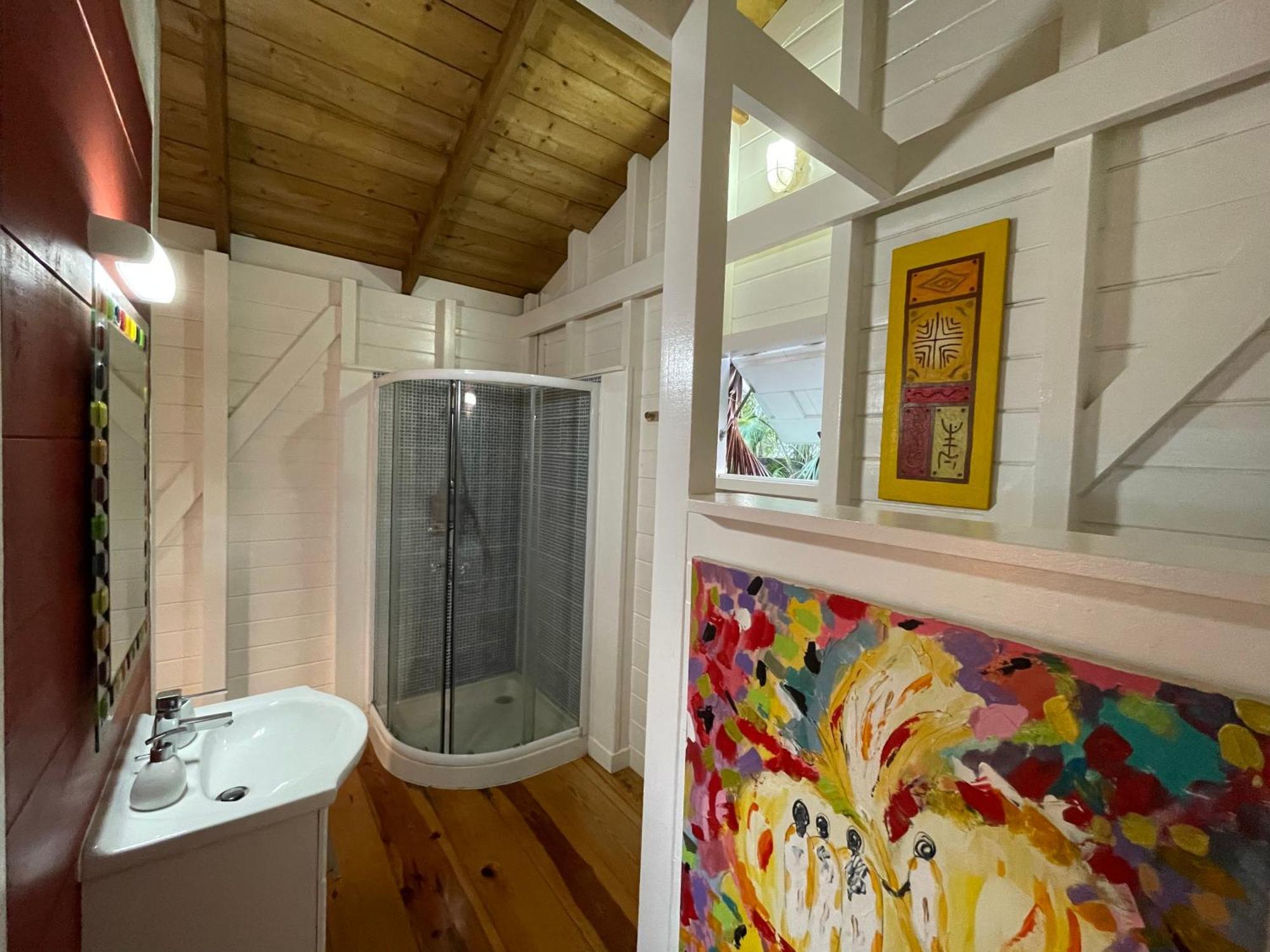 Charmant Bungalow Avec Petite Piscine Privee Riviere-Salee Экстерьер фото